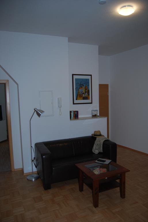 B2-Ferienwohnung Erfurt Room photo